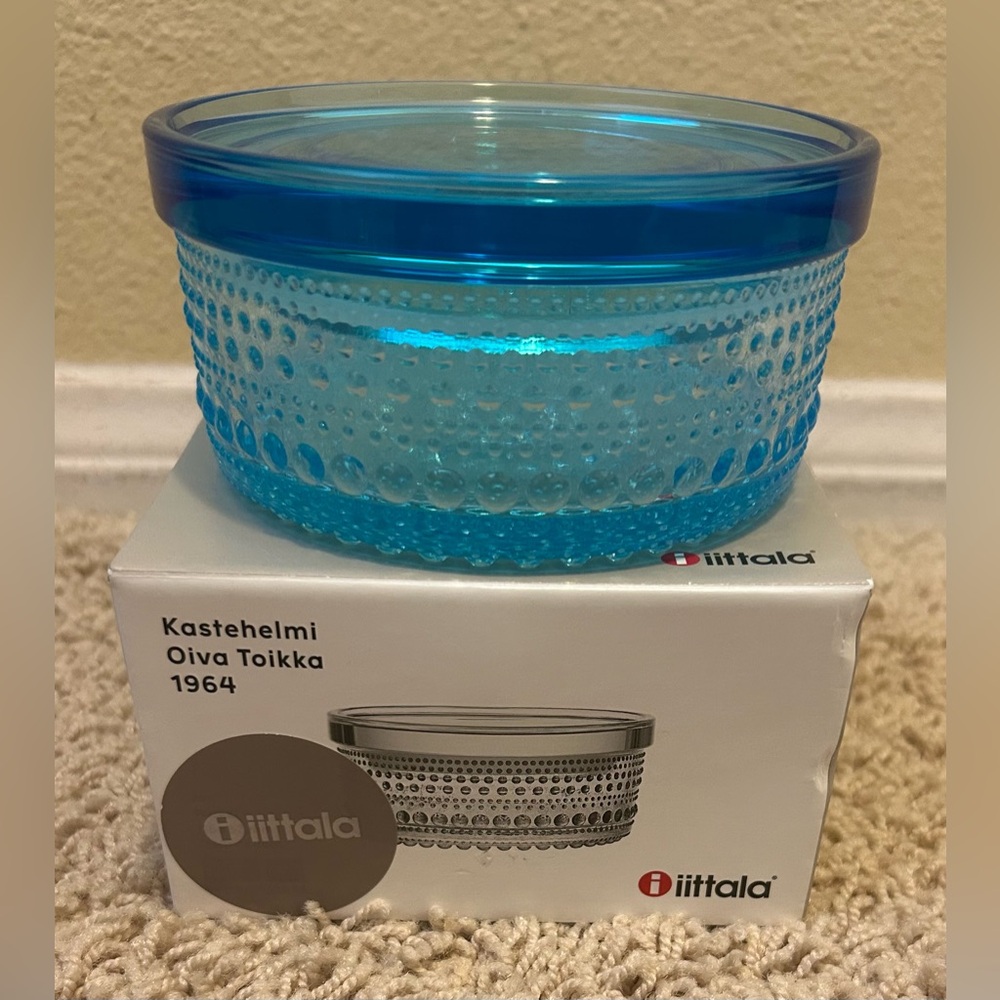 NEW iittala Kastehelmi Small Jar with lid - Light Blue designed by Oiva Toikka